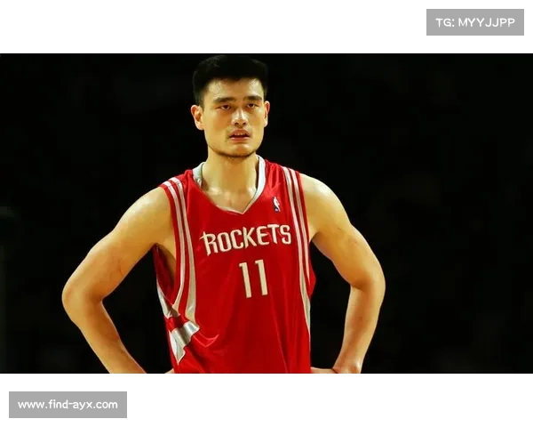 姚明恢复训练两月后亮相浙BA 身材消瘦引发球迷热议 姚明恢复训练两月后亮相浙BA 身材消瘦引发球迷热议